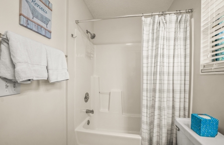 Welcome to your coastal retreat at 610 Porpoise Circle! - image 27