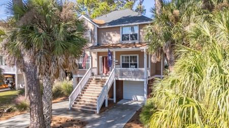 Welcome to your coastal retreat at 610 Porpoise Circle! - image 1
