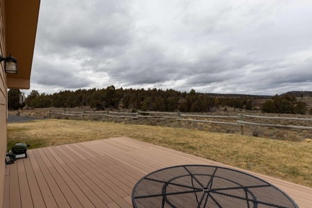 Eastern Oregon Willow Creek Estate - image 25