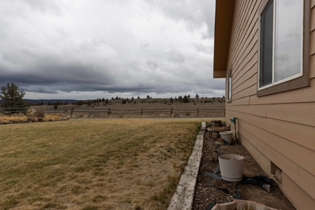 Eastern Oregon Willow Creek Estate - image 26