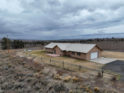 Eastern Oregon Willow Creek Estate - image 35