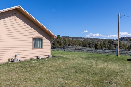 Eastern Oregon Willow Creek Estate - image 30