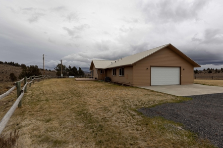 Eastern Oregon Willow Creek Estate - image 24