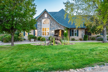 Secluded Country Home on Land For Sale in Dolores, CO - image 1