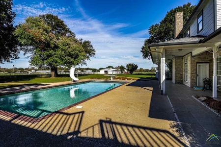 168 acre Poultry Farm with Large Executive Home - image 21