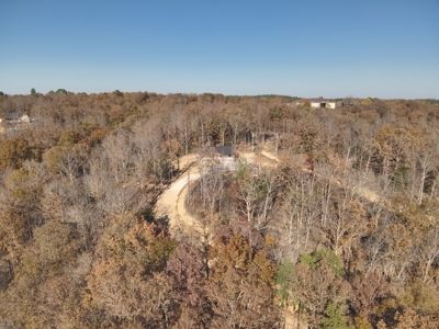 Country Home for Sale on 2.67 Acres in Linden, Tennessee - image 37