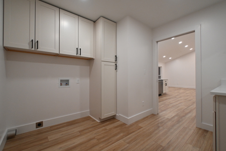 Country Home for Sale on 2.67 Acres in Linden, Tennessee - image 3