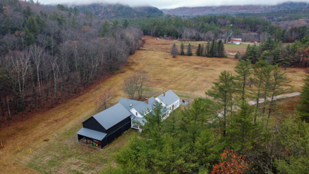 6 Bedroom Farmhouse on 13 Acres - Bethel, Maine - image 5