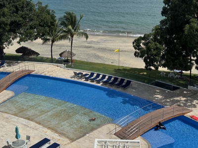Turn-Key 2-Bedroom Oceanfront Condo for Sale in Santa Clara - image 12