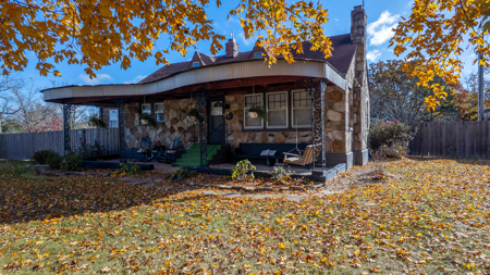 Country Home and Bakery for sale in the Missouri Ozarks - image 5