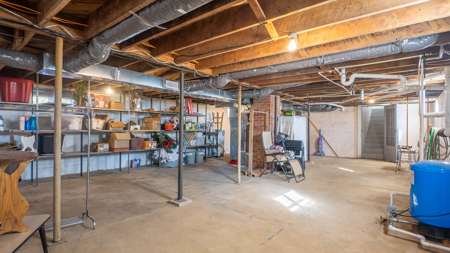 Country Home and Bakery for sale in the Missouri Ozarks - image 30