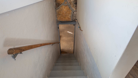 Country Home and Bakery for sale in the Missouri Ozarks - image 26