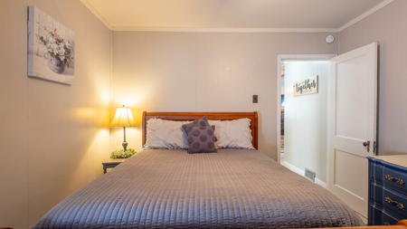 Country Home and Bakery for sale in the Missouri Ozarks - image 36