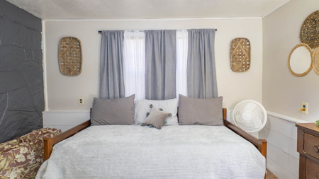 Country Home and Bakery for sale in the Missouri Ozarks - image 24