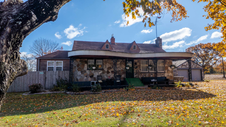 Country Home and Bakery for sale in the Missouri Ozarks - image 4