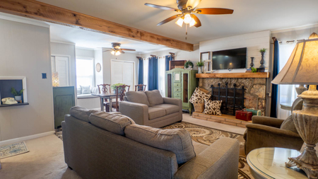 Country Home and Bakery for sale in the Missouri Ozarks - image 12