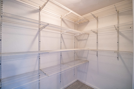 Country Home Anamosa Iowa For Sale - image 12