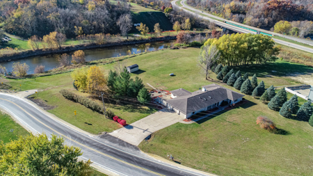 Country Home Anamosa Iowa For Sale - image 27