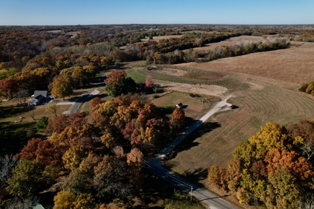 Lake Viking MO Lot 1667 – Half Timber, Half Open, With Power - image 5