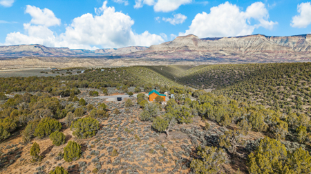 Private Land and Off-Grid Cabin in De Beque, CO - image 30