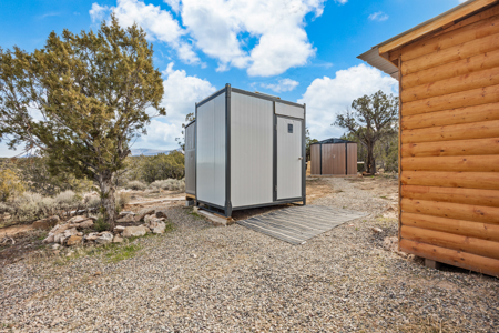 Private Land and Off-Grid Cabin in De Beque, CO - image 26