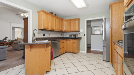 Contemporary Ranch in the Fairview Schools, West Plains, MO - image 11