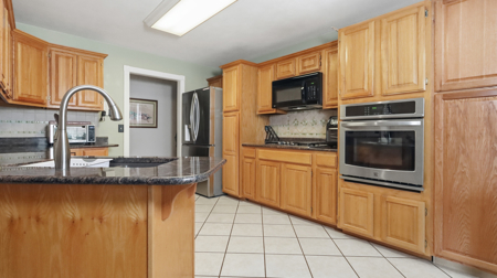 Contemporary Ranch in the Fairview Schools, West Plains, MO - image 10