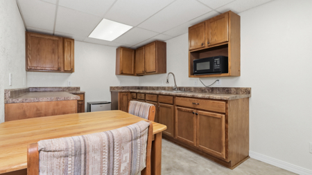 Contemporary Ranch in the Fairview Schools, West Plains, MO - image 26