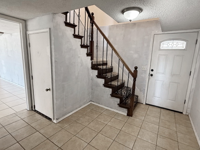 Spacious Investment Home for Sale in Carl Junction, MO - image 5