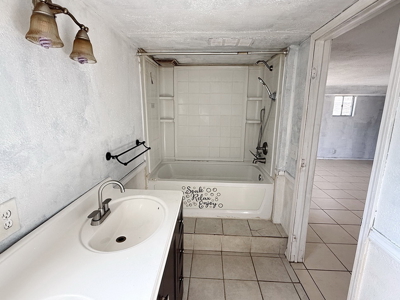 Spacious Investment Home for Sale in Carl Junction, MO - image 13