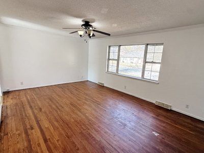 Spacious Investment Home for Sale in Carl Junction, MO - image 23