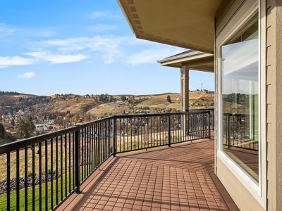 DISCOVER comfort, privacy, and remarkable views in Colfax WA - image 34
