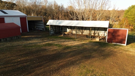 Brick Home on 1.42+/- Acres in Hestand, KY - image 35