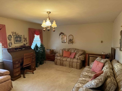 Brick Home on 1.42+/- Acres in Hestand, KY - image 13