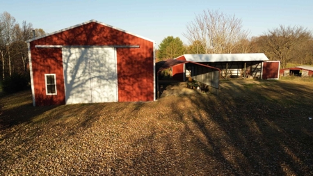 Brick Home on 1.42+/- Acres in Hestand, KY - image 33