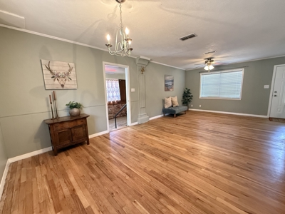 Winnsboro Texas Move-In-Ready Immaculate 3BR-1.5BA Brick East TX - image 17