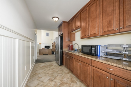 Processing Facilities & Organic Orchard, Houses For Sale in CA - image 22