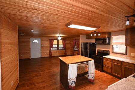 112-Acre Timberland Retreat with Cabin in Linden, Tennessee - image 43