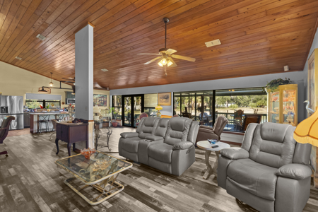 Coastal Steinhatchee Home on 3.96 Acres with Pond 340 Roys Rd - image 28