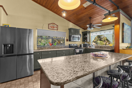 Coastal Steinhatchee Home on 3.96 Acres with Pond 340 Roys Rd - image 3