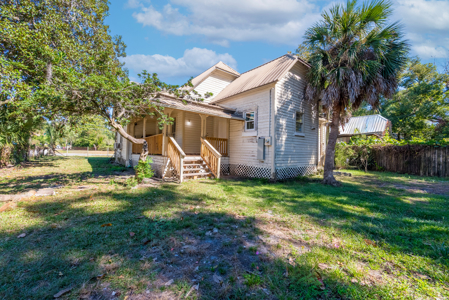 Charming Historic Home for Sale in Downtown Live Oak, Florida! - image 4