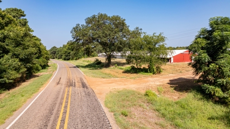 Turn Key 6 House Broiler Farm in Linden, Texas - image 15