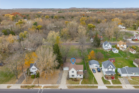 Welcoming 2-Story Home in Reedsburg WI - image 37