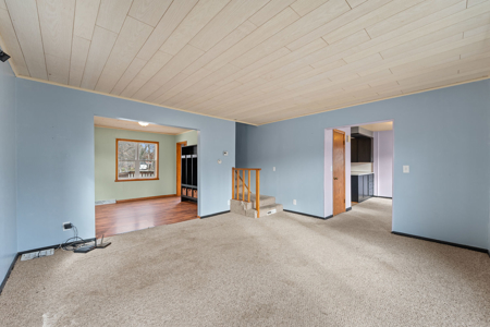 Welcoming 2-Story Home in Reedsburg WI - image 15