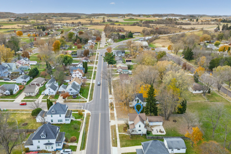Welcoming 2-Story Home in Reedsburg WI - image 40