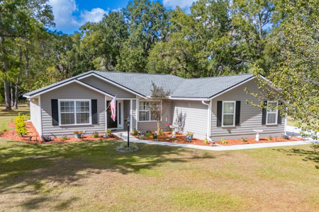 Charming 3 bedroom home for sale in Alachua, FL - image 1