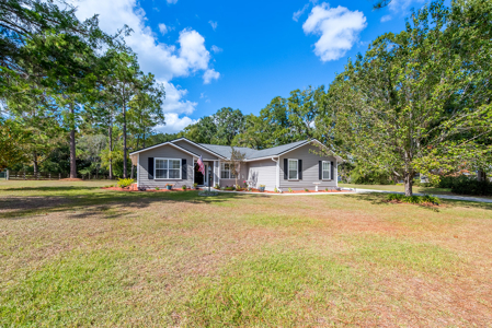 Charming 3 bedroom home for sale in Alachua, FL - image 2