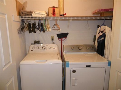 Luxurious Evansville East Side Condo - image 10