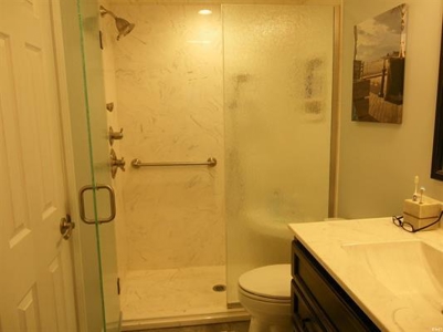 Luxurious Evansville East Side Condo - image 8