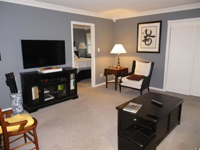 Luxurious Evansville East Side Condo - image 2